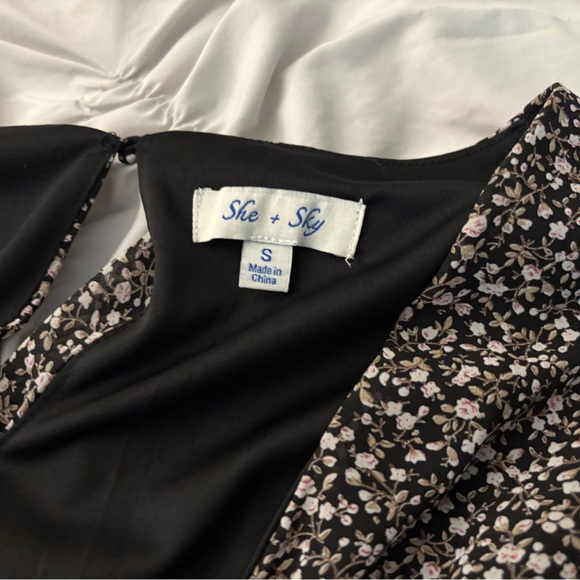 She + Sky Dress - Picture 3 of 3